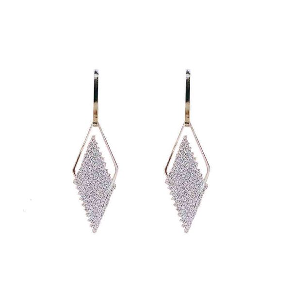 temperament tassel long pearl rhinestone earrings female korean high-grade bow geometric, Golden
temperament tassel long pearl rhinestone earrings female korean high-grade bow geometric, Golden