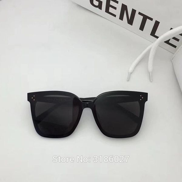 sunglasses 2021 korean design men trendy gm large frame women vintage gentle sun glasses original package her, White;black
sunglasses 2021 korean design men trendy gm large frame women vintage gentle sun glasses original package her, White;black