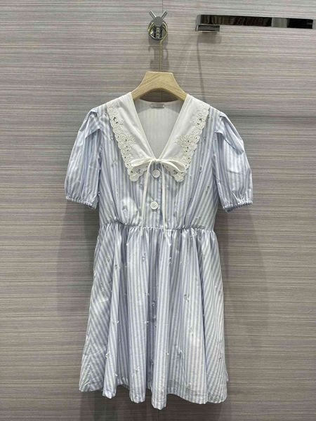 dress miao family's products in spring and summer 21 bubble sleeves qing xin blue stripe fixed bead romantic girl sweet short sleeve, White;black
dress miao family's products in spring and summer 21 bubble sleeves qing xin blue stripe fixed bead romantic girl sweet short sleeve, White;black