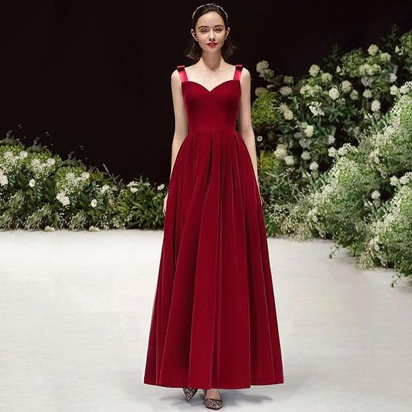 ethnic clothing female elegant vintage evening party dress v-neck spaghetti strap banquet gown temperament long bride wedding dresses s, Red
ethnic clothing female elegant vintage evening party dress v-neck spaghetti strap banquet gown temperament long bride wedding dresses s, Red