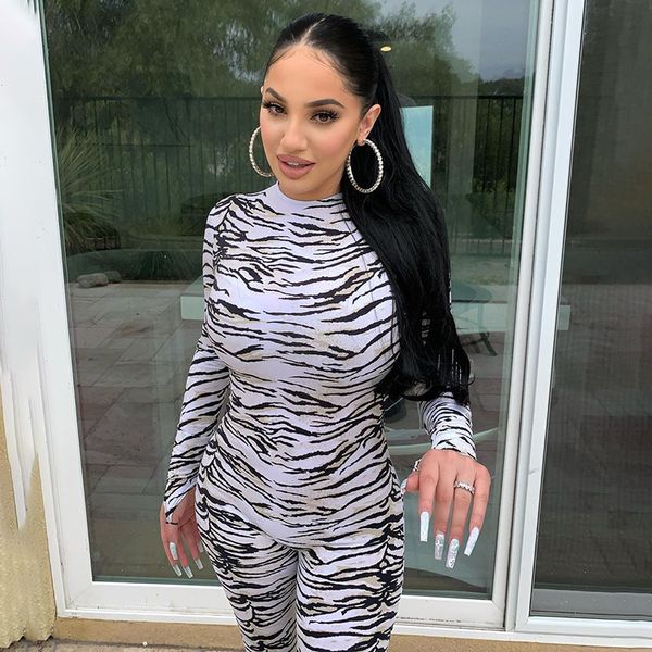 zebra striped long sleeve jumpsuit women clothes fall winter 2021 going out one piece outfits party club c85-cz27, Black;white
zebra striped long sleeve jumpsuit women clothes fall winter 2021 going out one piece outfits party club c85-cz27, Black;white