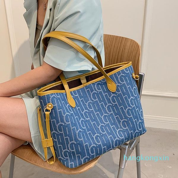 evening bags denim women high capacity shoulder composite bag 2021 fashion printing travel tote female handbags and purses 2pcs/set bols
evening bags denim women high capacity shoulder composite bag 2021 fashion printing travel tote female handbags and purses 2pcs/set bols