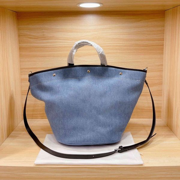 factory outlet design creative bucket shaped wooden handbag personality trend shoulder bag fashion cork bag
factory outlet design creative bucket shaped wooden handbag personality trend shoulder bag fashion cork bag