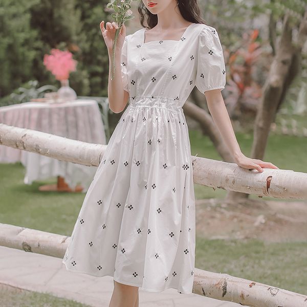 woman dress white embroidery floral mid-calf solid clothing summer new short sleeve loose square collar sweet sundress, Black;gray
woman dress white embroidery floral mid-calf solid clothing summer new short sleeve loose square collar sweet sundress, Black;gray