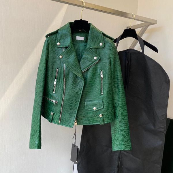 women's jackets luxury designer brand clothing women's crocodile skin jacket locomotive leather coat female emerald genuine 52989, Black;brown
women's jackets luxury designer brand clothing women's crocodile skin jacket locomotive leather coat female emerald genuine 52989, Black;brown