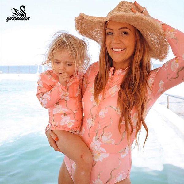 one-piece suits 2021 matching family bathing mother girl bikini swimsuit for mom and daughter swimsuits female children baby kid swimwear
one-piece suits 2021 matching family bathing mother girl bikini swimsuit for mom and daughter swimsuits female children baby kid swimwear