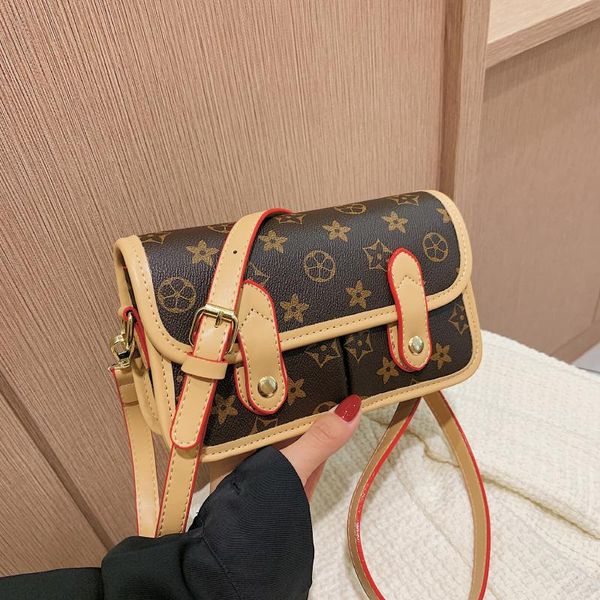 evening bags 2021 vintage women's shoulder bag female baguette designer women crossbody leather fashion tote
evening bags 2021 vintage women's shoulder bag female baguette designer women crossbody leather fashion tote