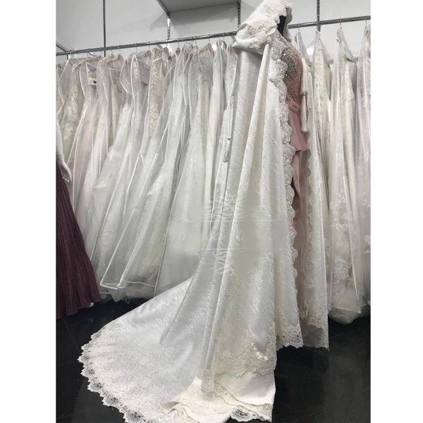 wraps & jackets 2021 women' lace appliques wedding cloak long satin bride cape with hood elegant fashion bridal jacket, White
wraps & jackets 2021 women' lace appliques wedding cloak long satin bride cape with hood elegant fashion bridal jacket, White