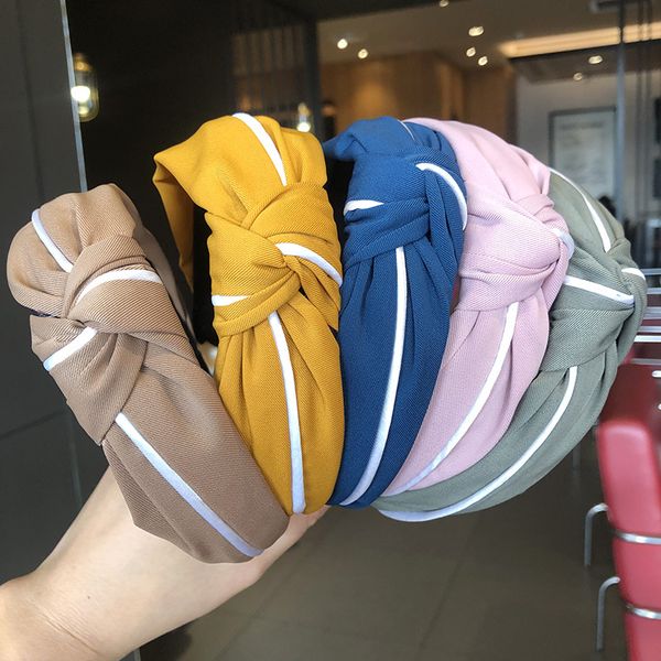 new arrival simple designed fashion headbands for women girls face cleaning hair bands candy color hair accessories, Black;brown
new arrival simple designed fashion headbands for women girls face cleaning hair bands candy color hair accessories, Black;brown