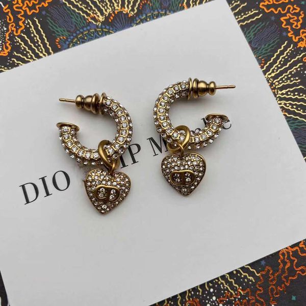 new letter heart-shaped full diamond female net red same earrings, Silver
new letter heart-shaped full diamond female net red same earrings, Silver