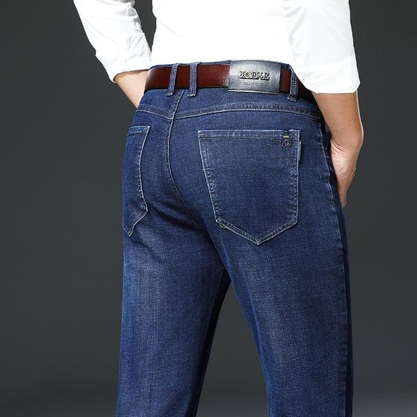men's jeans 2021 brand high guality autumn winter straight men casual stretch classic trousers denim pants male blue
men's jeans 2021 brand high guality autumn winter straight men casual stretch classic trousers denim pants male blue