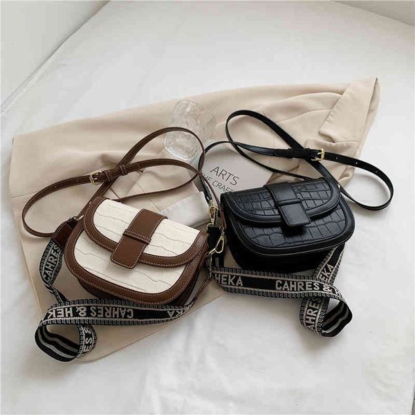 2022 factory wholesale new this year's popular small women's summer fashion messenger single shoulder armpit saddle bag zvnp
2022 factory wholesale new this year's popular small women's summer fashion messenger single shoulder armpit saddle bag zvnp