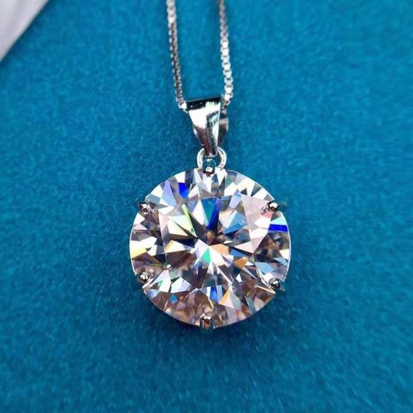 chains domineering moissan diamond pendant 10 large hearts and arrows cut inlaid necklace jewelry accessories, Silver
chains domineering moissan diamond pendant 10 large hearts and arrows cut inlaid necklace jewelry accessories, Silver