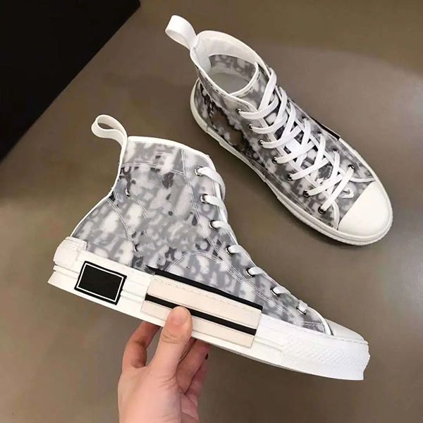 new fashion 2021 women's low-casual shoes lates cloudbust thunder lace-up sneakers luxury high-women's shoes, Black
new fashion 2021 women's low-casual shoes lates cloudbust thunder lace-up sneakers luxury high-women's shoes, Black