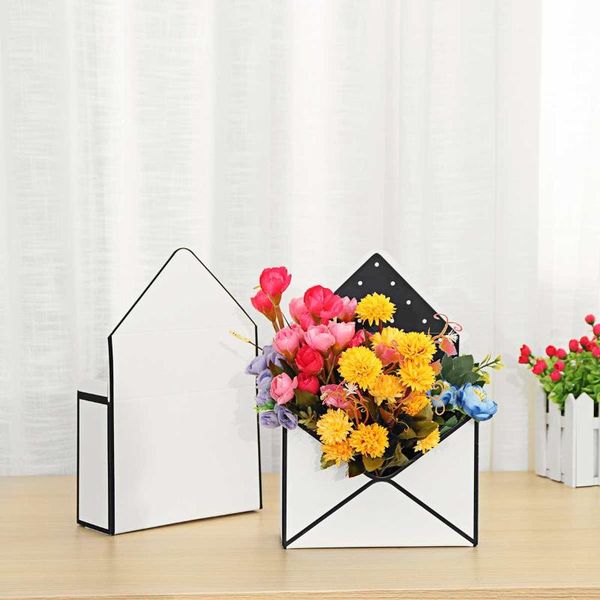 gift wrap bouquet box envelope flower boxes hand holds folding floral paper romantic holder decor 12pcs/set
gift wrap bouquet box envelope flower boxes hand holds folding floral paper romantic holder decor 12pcs/set