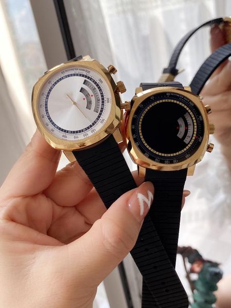 wristwatches women men couple quartz watch 40mm stainless steel grip clock calender date rule wristwatch letter logo rubber strap watches, Slivery;brown
wristwatches women men couple quartz watch 40mm stainless steel grip clock calender date rule wristwatch letter logo rubber strap watches, Slivery;brown