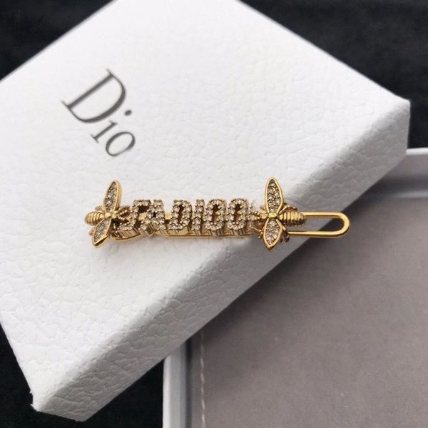 designer hairpin new fashion bee letter tiktok female net red hair pin jewelry, Golden;silver
designer hairpin new fashion bee letter tiktok female net red hair pin jewelry, Golden;silver