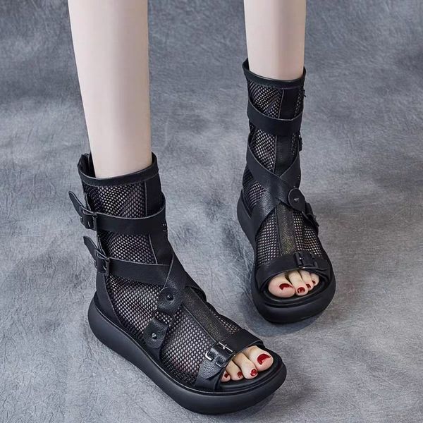 2021 spring korean women's sho muffin thick soled sandals martin boots high mh cool british, Black
2021 spring korean women's sho muffin thick soled sandals martin boots high mh cool british, Black