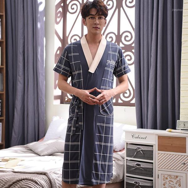 est 100% cotton men robe short sleeve soft sleepwear nightgown loose plus size l-3xl mens plaid bathrobe youth men's, Black;brown
est 100% cotton men robe short sleeve soft sleepwear nightgown loose plus size l-3xl mens plaid bathrobe youth men's, Black;brown