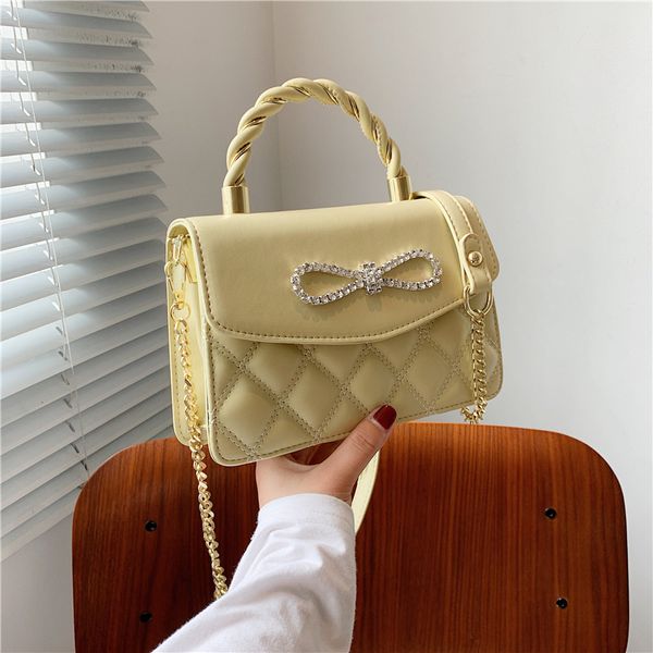 rhombus new 2021 korean bag bags one-shoulder version rhinestone bowknot of diagonal chain female small square handbag odtdm
rhombus new 2021 korean bag bags one-shoulder version rhinestone bowknot of diagonal chain female small square handbag odtdm