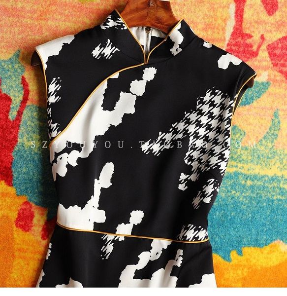foreign style, new chinese style - ruthlessly young fashion color contrast thousand bird lattice silk qipao dress, Black;gray
foreign style, new chinese style - ruthlessly young fashion color contrast thousand bird lattice silk qipao dress, Black;gray