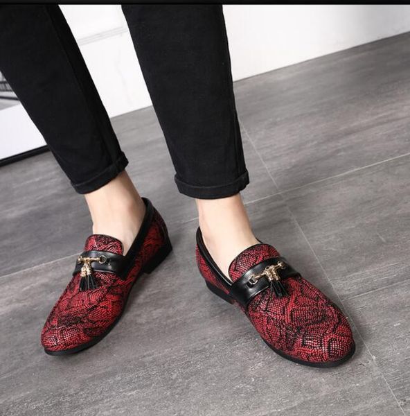 2021 loafers men formal shoes coiffeur men shoes office classic sepatu slip on pria wedding dress heren schoenen size:eu39-47, Black
2021 loafers men formal shoes coiffeur men shoes office classic sepatu slip on pria wedding dress heren schoenen size:eu39-47, Black