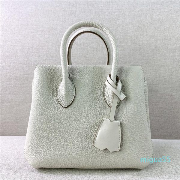 cross body head leather fashion women's bag comfortable soft one shoulder messenger handbags
cross body head leather fashion women's bag comfortable soft one shoulder messenger handbags