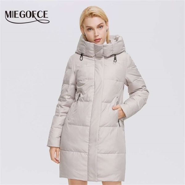 miegofce winter women mid-length coat hooded design to keep warm and windproof parka zipper loose ladies jackets d21647 210927, Black
miegofce winter women mid-length coat hooded design to keep warm and windproof parka zipper loose ladies jackets d21647 210927, Black