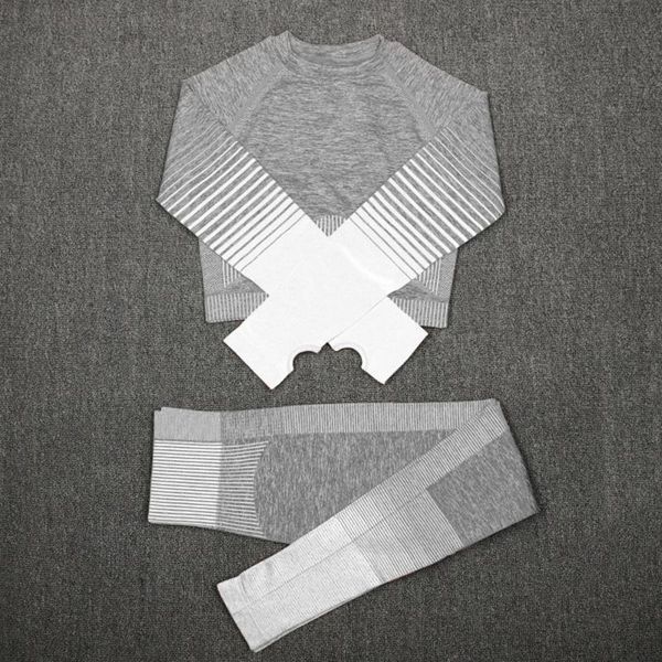 yoga outfit two pieces sportswear women seamless set long sleeve gym shirts and sport leggings pants high waist running sets mujer
yoga outfit two pieces sportswear women seamless set long sleeve gym shirts and sport leggings pants high waist running sets mujer