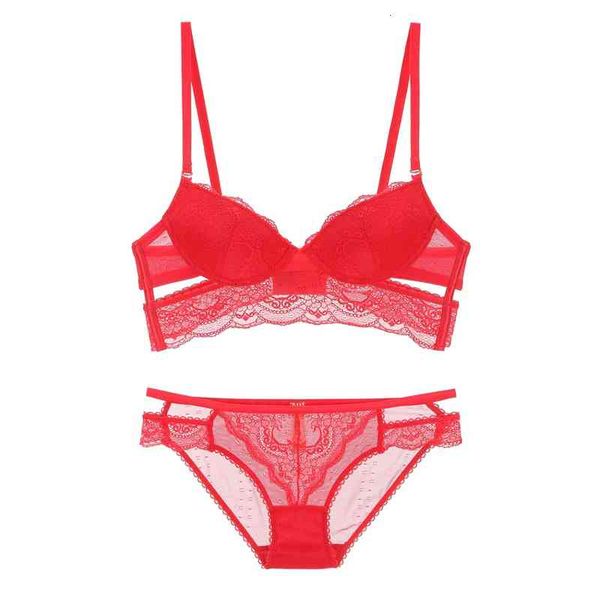fashion design luxury bra set benmingnian red lace underwear widens the side wings and gars upper thin lower thick suit, Red;black
fashion design luxury bra set benmingnian red lace underwear widens the side wings and gars upper thin lower thick suit, Red;black
