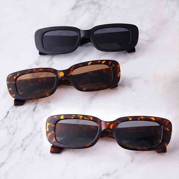 fashion vintage sunglasses women brand designer retro sunglass rectangle sun glasses oculos lunette de soleil femm, White;black
fashion vintage sunglasses women brand designer retro sunglass rectangle sun glasses oculos lunette de soleil femm, White;black