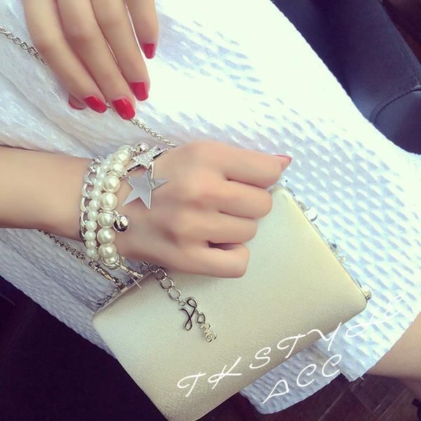 beaded, strands women's bracelet three-layer pearl chain multi-layer star tassel personalized wholesale, Black
beaded, strands women's bracelet three-layer pearl chain multi-layer star tassel personalized wholesale, Black