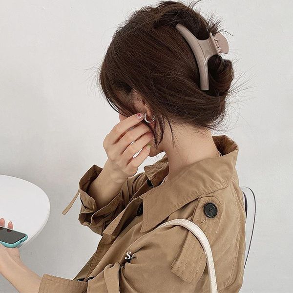 hair accessories women elegant solid transparent simple geometric acrylic sweet holder clip headband fashion
hair accessories women elegant solid transparent simple geometric acrylic sweet holder clip headband fashion