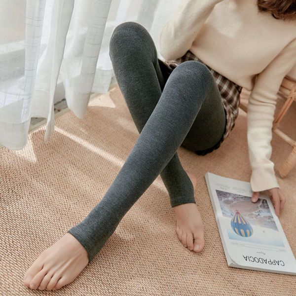 body sculpting bottoming 2020 spring autumn high waisted cotton plush one-piece pants with long claw wool for outer wear, socks and micro pr, Black
body sculpting bottoming 2020 spring autumn high waisted cotton plush one-piece pants with long claw wool for outer wear, socks and micro pr, Black