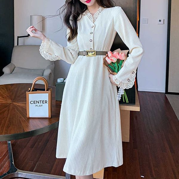 elegant lace long sleeve midi dress vintage gothic women designer korean winter lady casual office clothes 210604, Black;gray
elegant lace long sleeve midi dress vintage gothic women designer korean winter lady casual office clothes 210604, Black;gray