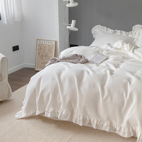 bedding sets lazy sense of simple waffle lace girl set washed cotton four-piece korean solid color bed sheet linen
bedding sets lazy sense of simple waffle lace girl set washed cotton four-piece korean solid color bed sheet linen