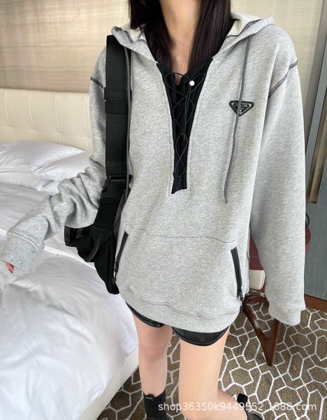p family inverted triangle 2021 early autumn women's casual style simple drawstring loose long sleeve hoodie, Black
p family inverted triangle 2021 early autumn women's casual style simple drawstring loose long sleeve hoodie, Black