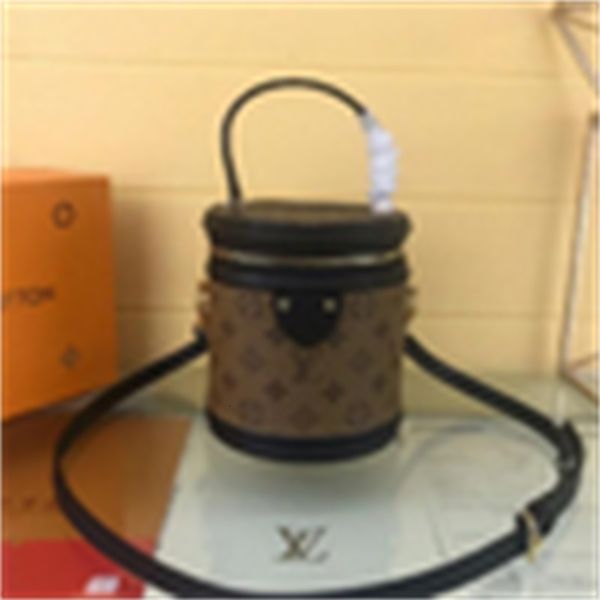 totes r clutches luxury shoulder m43986 body petit iconic noe handles handbag bags bucket cross bag bag handbag handbags evening
totes r clutches luxury shoulder m43986 body petit iconic noe handles handbag bags bucket cross bag bag handbag handbags evening