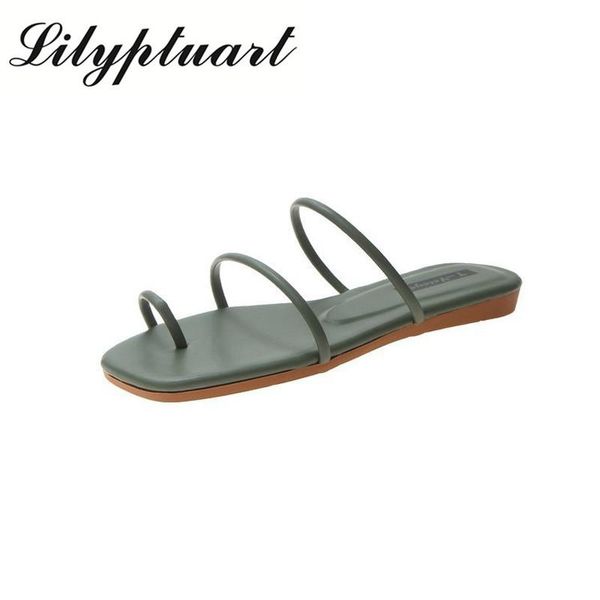slippers in summer of 2021, the ladies' comfortable with flat soles and are fashionable women's shoes, Black
slippers in summer of 2021, the ladies' comfortable with flat soles and are fashionable women's shoes, Black