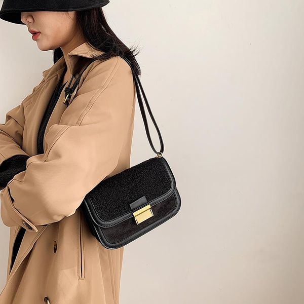 shoulder bags 2021 arrival female crossbody bag lambswool feminina pu leather simple design daliy baguette for women/kslz-662
shoulder bags 2021 arrival female crossbody bag lambswool feminina pu leather simple design daliy baguette for women/kslz-662