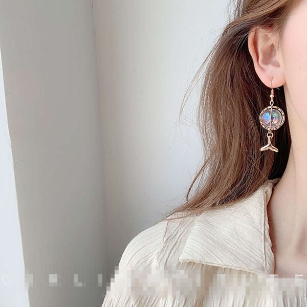 hbp ins mermaid tears bubble women's summer 2021 new fashion net red dazzling color glass ball fishtail earrings, Silver
hbp ins mermaid tears bubble women's summer 2021 new fashion net red dazzling color glass ball fishtail earrings, Silver