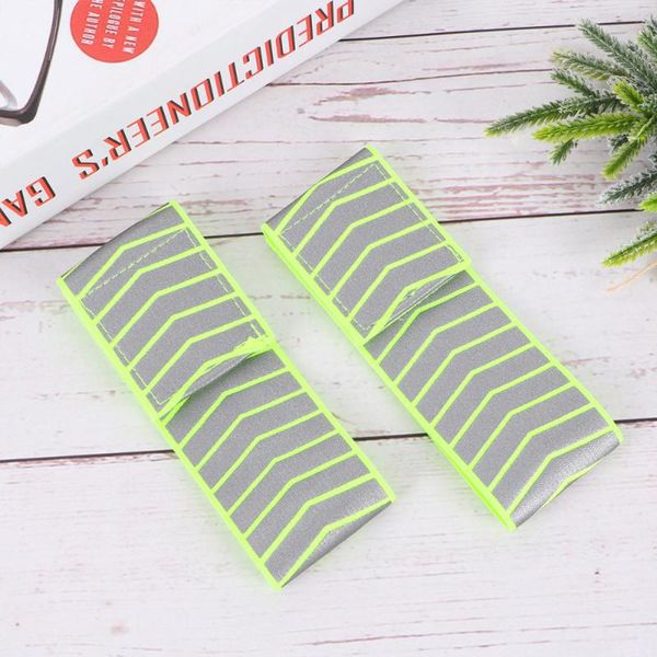 2 pcs outdoor reflective bracelet safety band hook and loop bangle security high visibility wristband for night activities runni
2 pcs outdoor reflective bracelet safety band hook and loop bangle security high visibility wristband for night activities runni