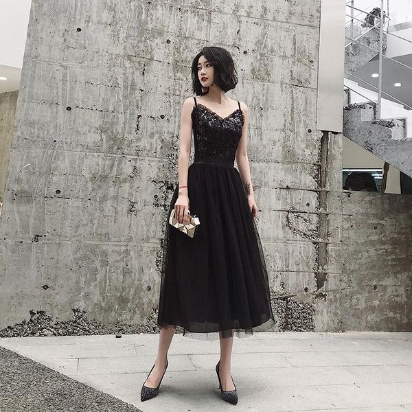 ethnic clothing female black vintage evening party dress exquisite sequins trim ball gown v-neck backless elegant prom dresses s-3xl, Red
ethnic clothing female black vintage evening party dress exquisite sequins trim ball gown v-neck backless elegant prom dresses s-3xl, Red
