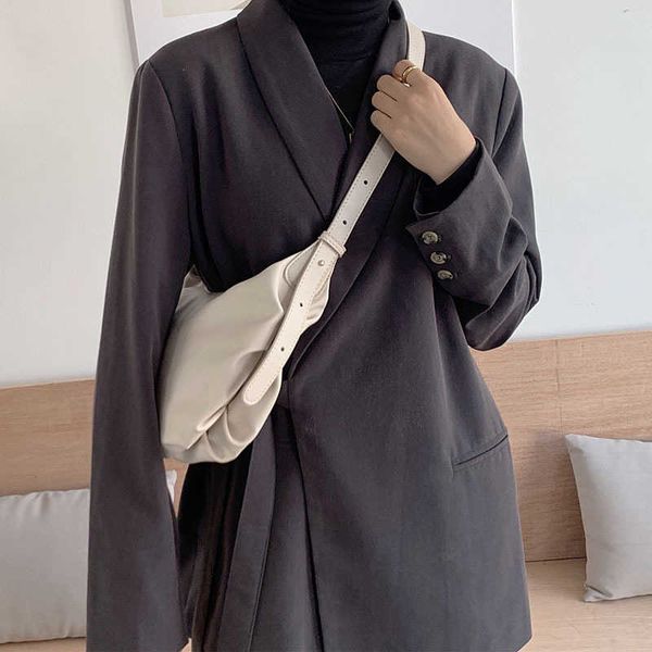 classic flower hbp fashion woman large-capacity bags female soft pu messenger handbags soild color leisure versatile travel bag
classic flower hbp fashion woman large-capacity bags female soft pu messenger handbags soild color leisure versatile travel bag