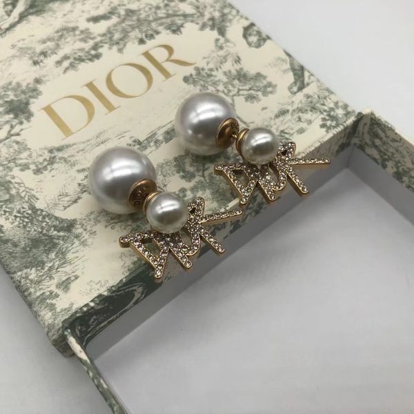 special offer 2021 luxury designer jewelry 2021 new letter pearl earrings female net scarlet mother daughter, Silver
special offer 2021 luxury designer jewelry 2021 new letter pearl earrings female net scarlet mother daughter, Silver