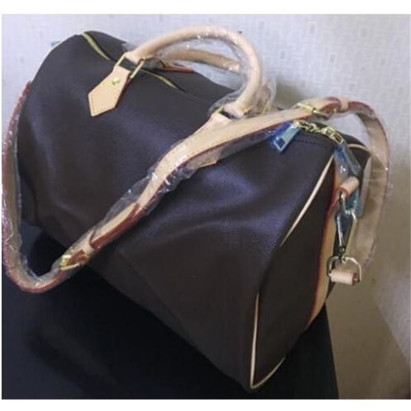 2021 new classic ladies genuine leather oxidized luxury pillow shoulder bag handbag purse, Black
2021 new classic ladies genuine leather oxidized luxury pillow shoulder bag handbag purse, Black