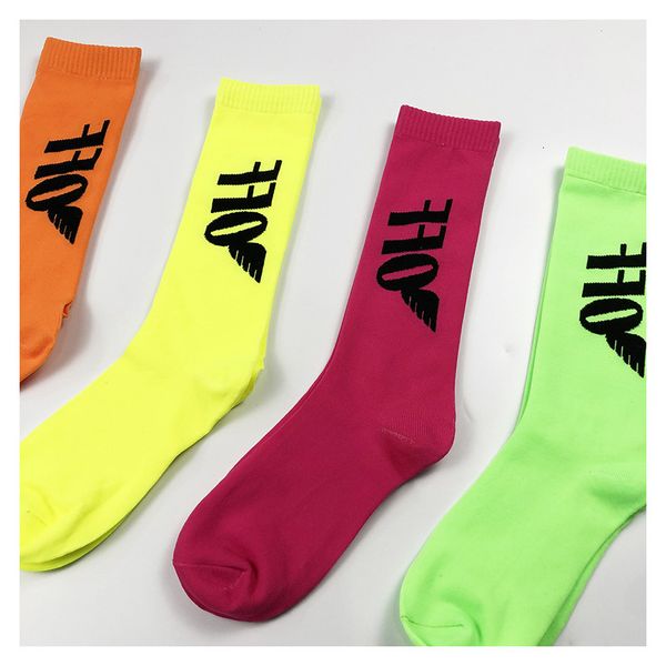 3 pairs of ow fluorescent off letter wings middle tube socks nylon sports for men and women street fashion, Black
3 pairs of ow fluorescent off letter wings middle tube socks nylon sports for men and women street fashion, Black