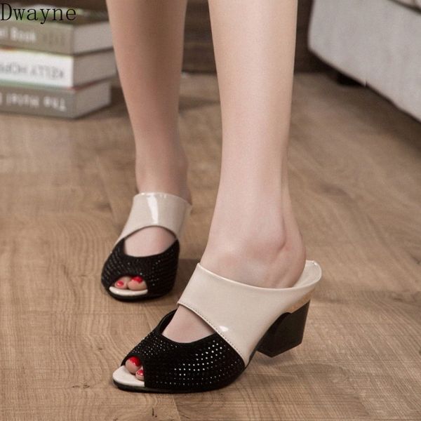 2020 summer new thick heeled wild ladies high heels fish mouth large size rhinestone sandals fashion l1yv#, Black
2020 summer new thick heeled wild ladies high heels fish mouth large size rhinestone sandals fashion l1yv#, Black