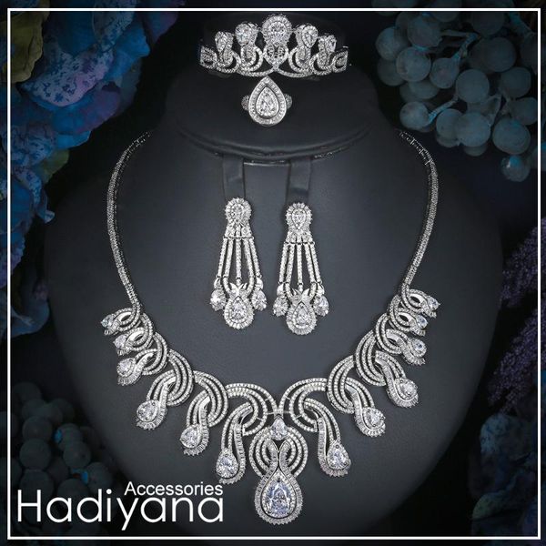 earrings & necklace hadiyana luxury big 4pc jewelry set with cubic zirconia party wedding saudi arabic dubai necklace&earring&bangle&ring se, Silver
earrings & necklace hadiyana luxury big 4pc jewelry set with cubic zirconia party wedding saudi arabic dubai necklace&earring&bangle&ring se, Silver