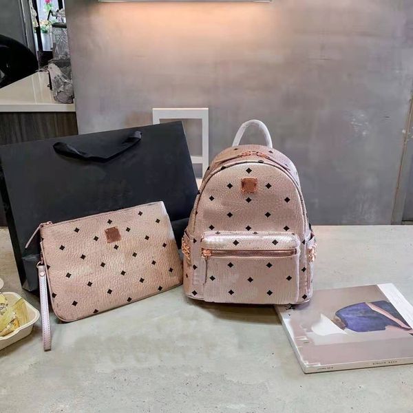 new side rivets backpack fashion large capacity travel bag handbag. both men and women school bags for teenage girls package
new side rivets backpack fashion large capacity travel bag handbag. both men and women school bags for teenage girls package